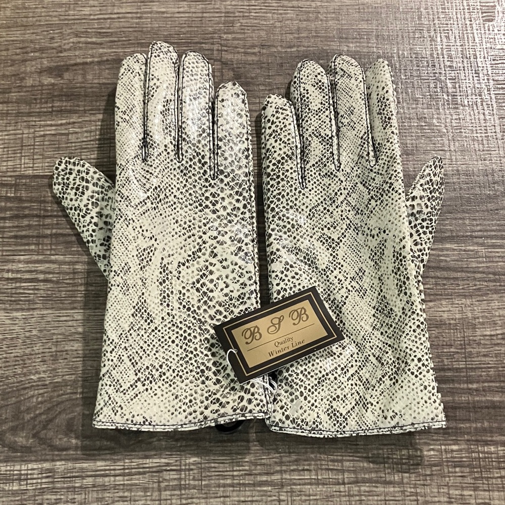 Snakeskin Pattern Gloves
